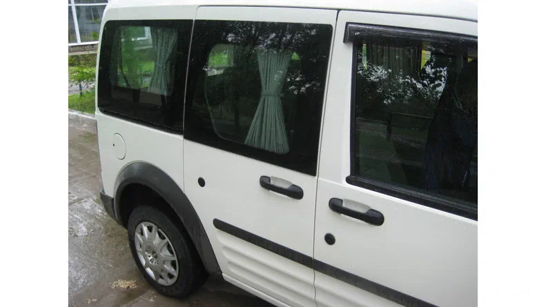 Ford Tourneo Connect 2005 - 7