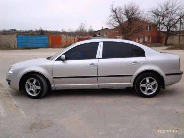 Skoda Superb 2005