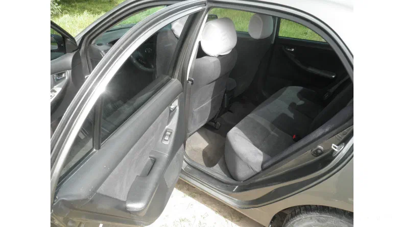 Toyota Corolla 2002 - 12