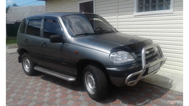 Chevrolet Niva 2005