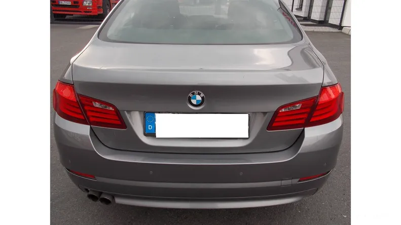 BMW 520 2010 - 5