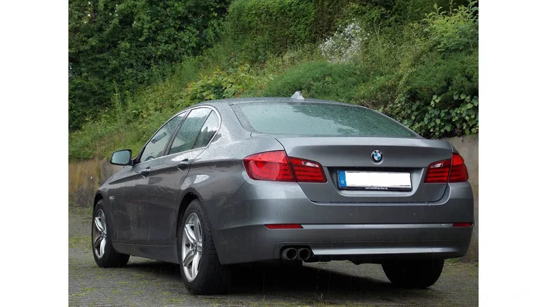 BMW 520 2010 - 4