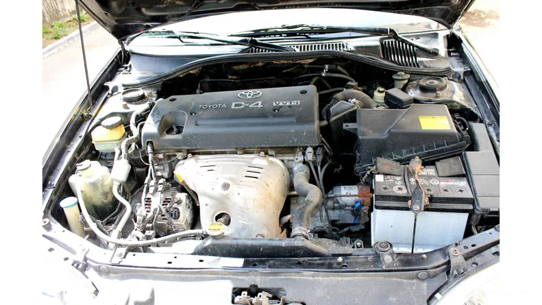 Toyota Avensis 2002 - 7