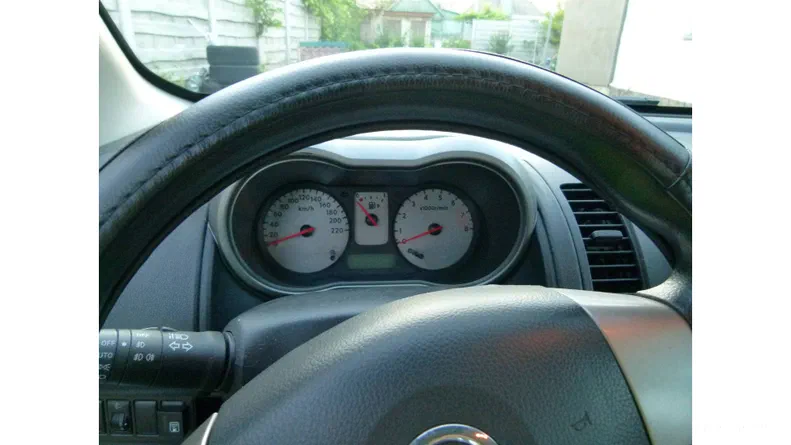 Nissan Note 2007 - 6