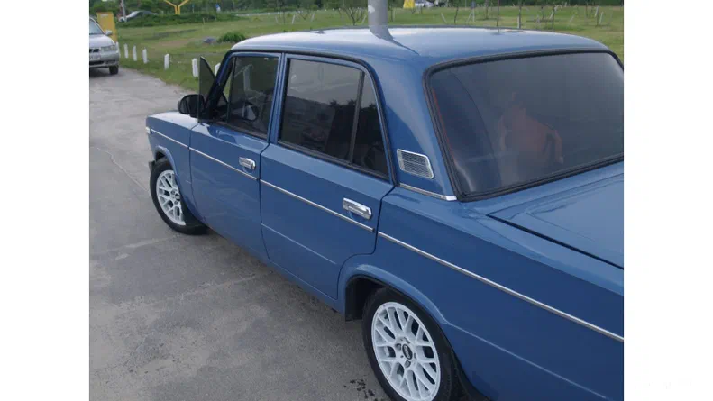 Lada (ВАЗ) 2103 1975 - 9