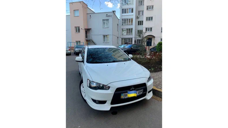 Mitsubishi Lancer 2008 - 9