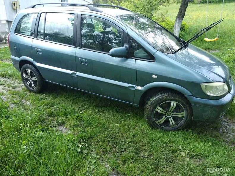 Opel Zafira 2000 - 11