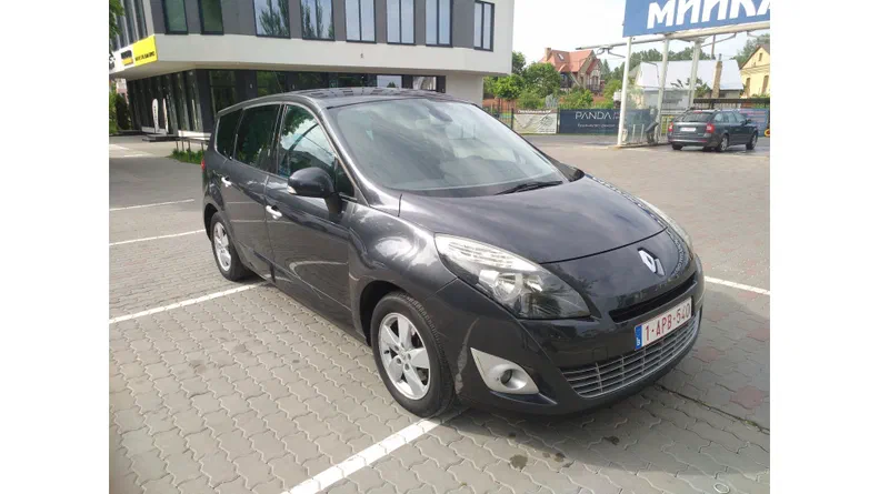 Renault Scenic 2011