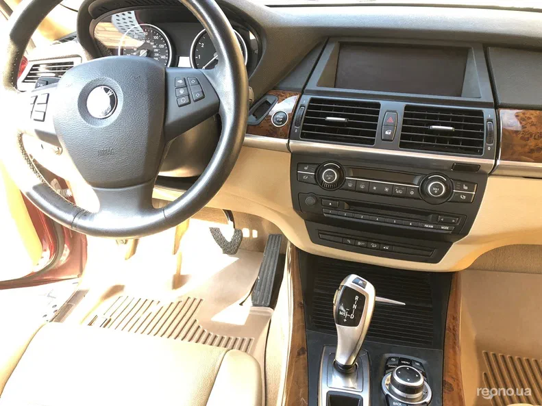 BMW X5 2012 - 8