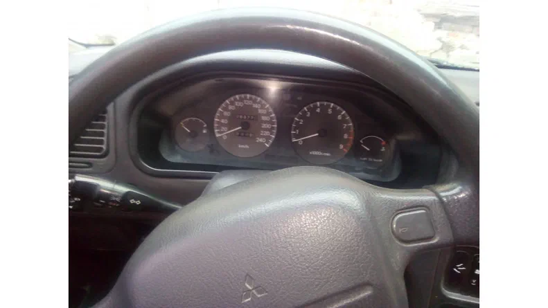 Mitsubishi Galant 1994 - 6