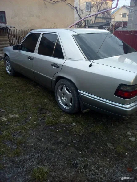 Mercedes-Benz E-Класс 1994