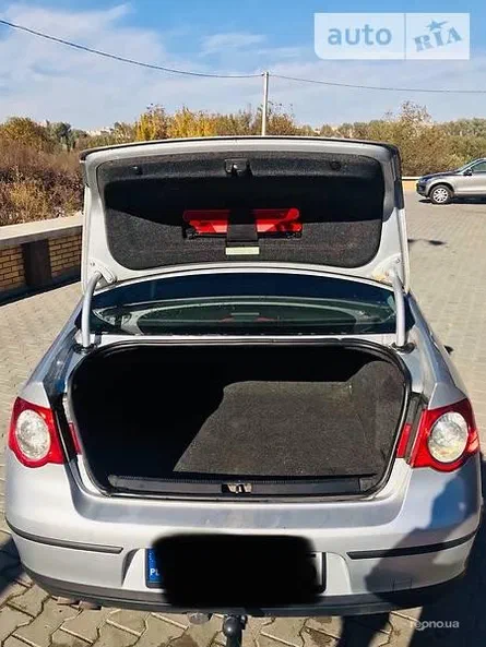 Volkswagen Passat 2005 - 6