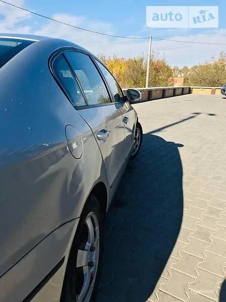 Volkswagen Passat 2005