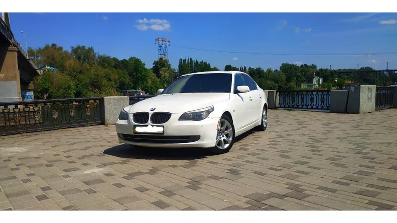 BMW 5 серія 2008 - 8