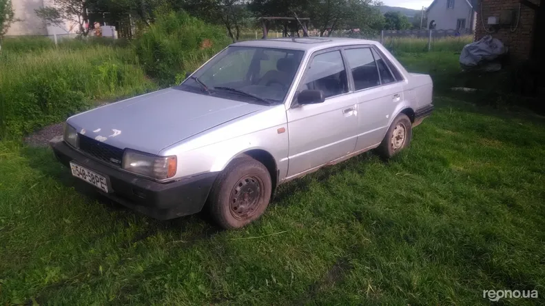 Mazda 323f 1986