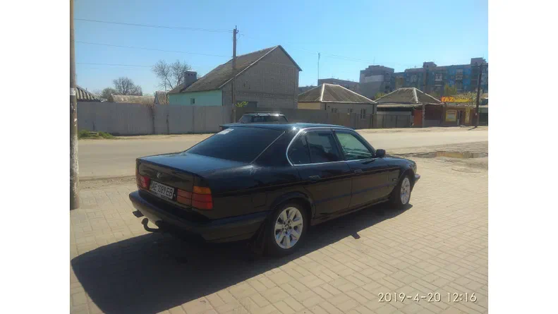 BMW 5 серія 1988 - 19