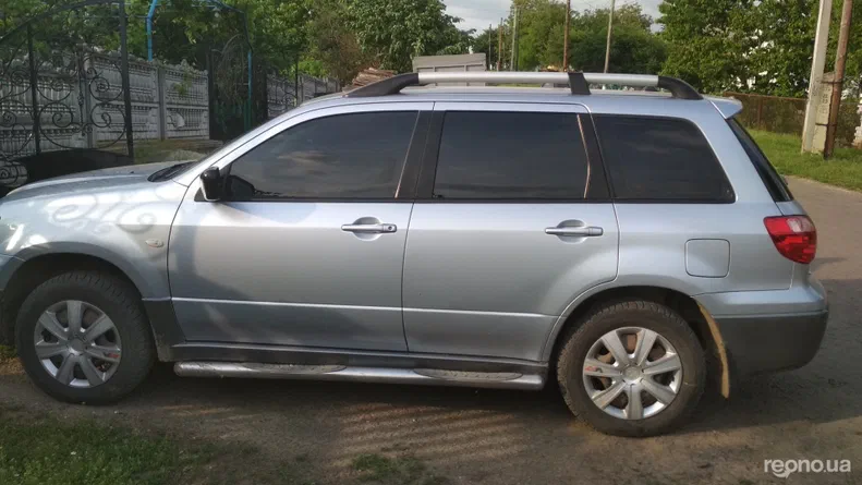 Mitsubishi Outlander 2006