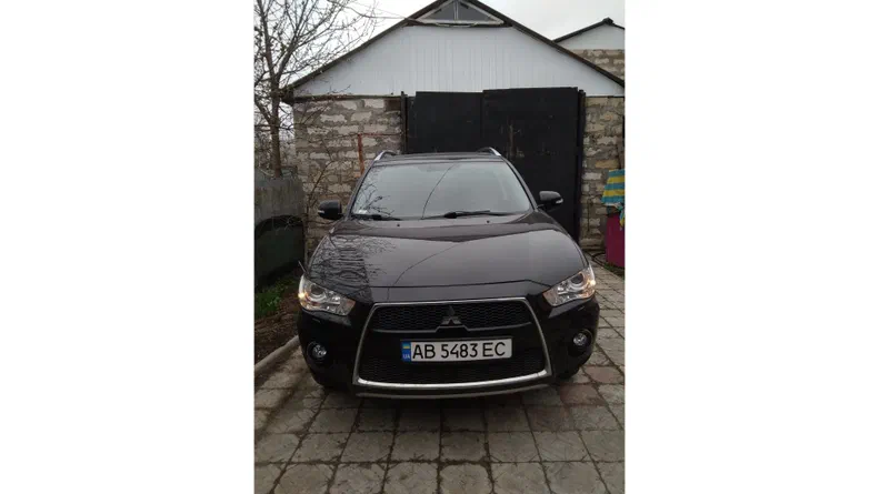 Mitsubishi Outlander 2011 - 15