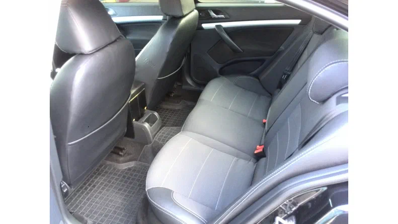 Skoda Octavia 2010 - 6