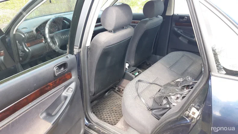 Audi A4 1998 - 5