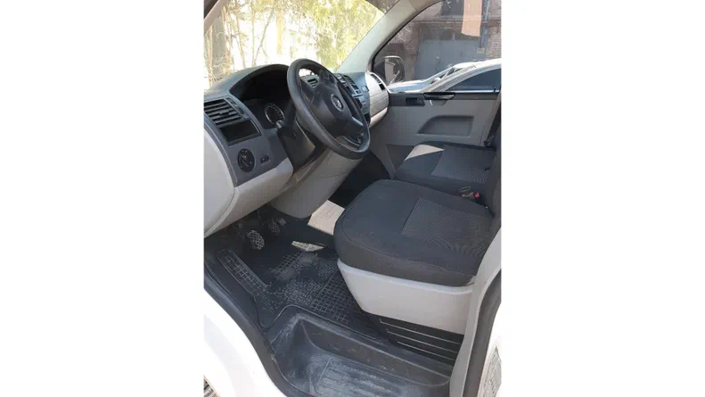 Volkswagen Transporter 2013 - 8