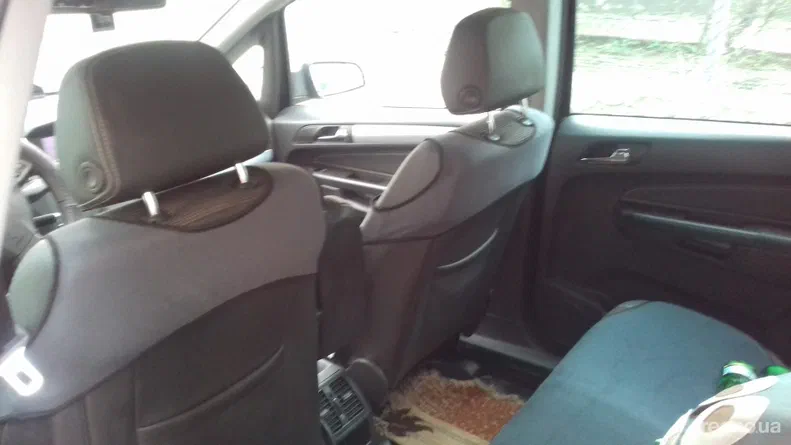 Opel Zafira 2006 - 4