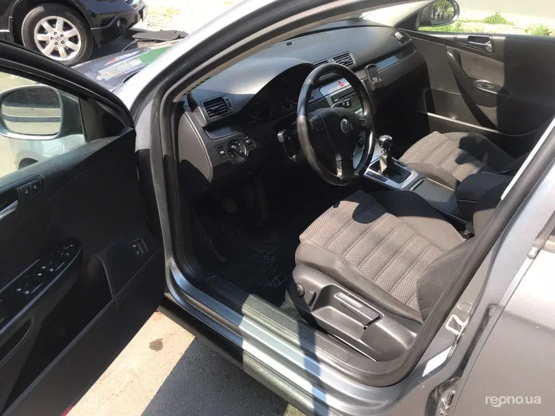 Volkswagen Passat 2007 - 17