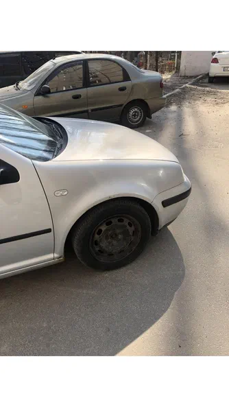 Volkswagen Golf 1999 - 8