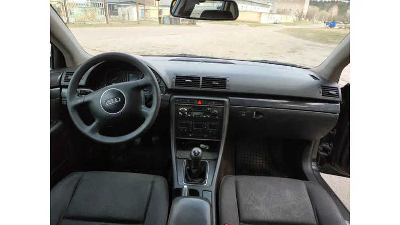 Audi A4 2001 - 8
