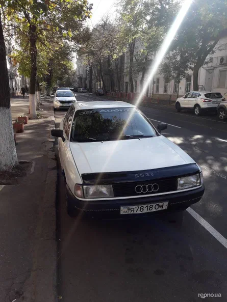 Audi 80 1990 - 8