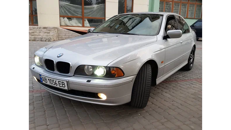 BMW 5 серии 2001
