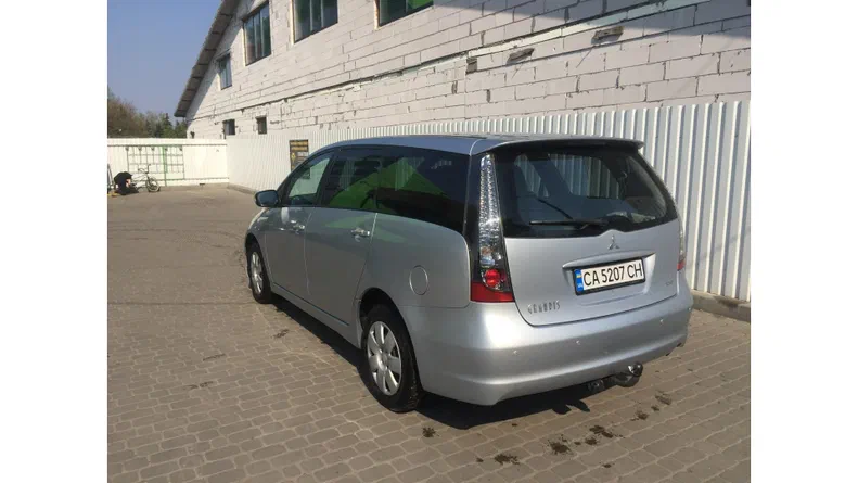 Mitsubishi Grandis 2006 - 6