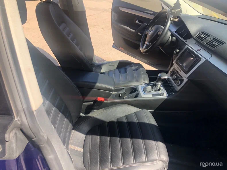 Volkswagen Passat CC 2010