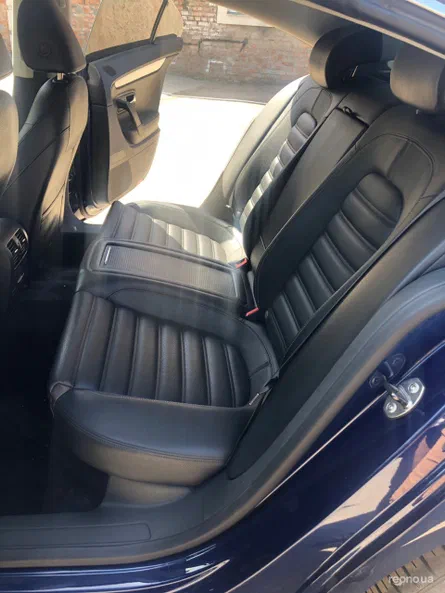 Volkswagen Passat CC 2010 - 6