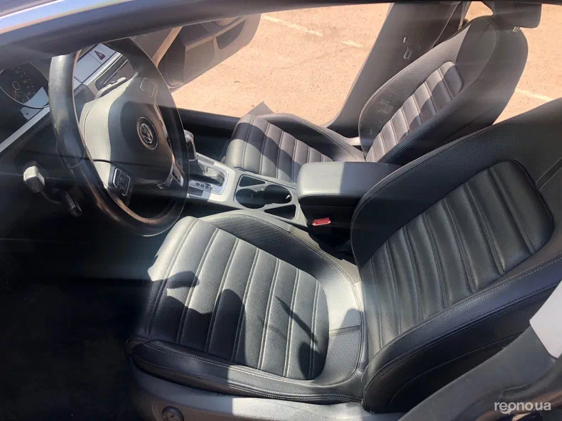 Volkswagen Passat CC 2010 - 5