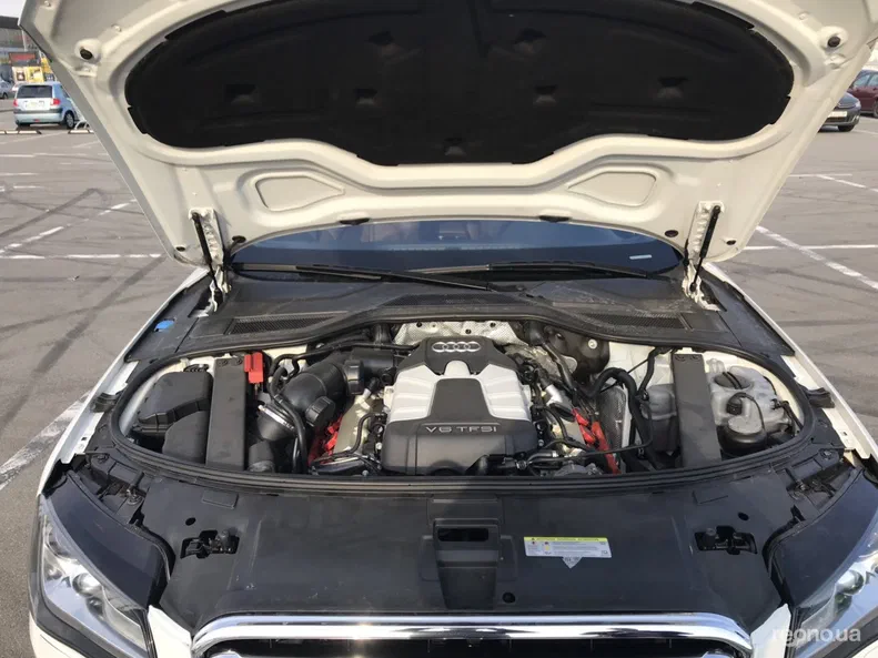 Audi A8 2013 - 9