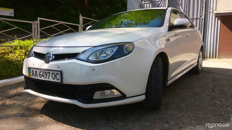 MG 550 2013 - 1