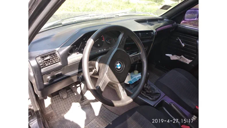 BMW 3 серии 1987