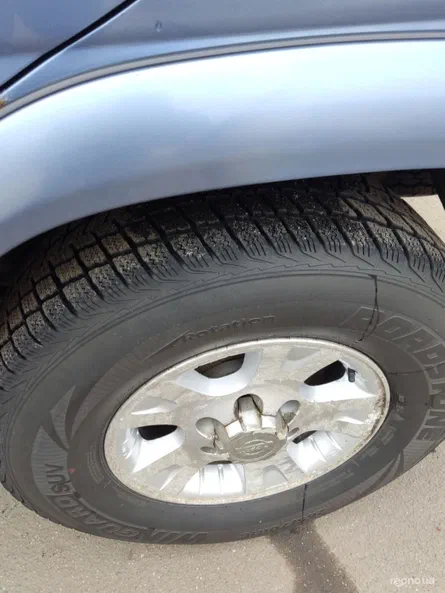 Nissan Pathfinder 2000 - 10