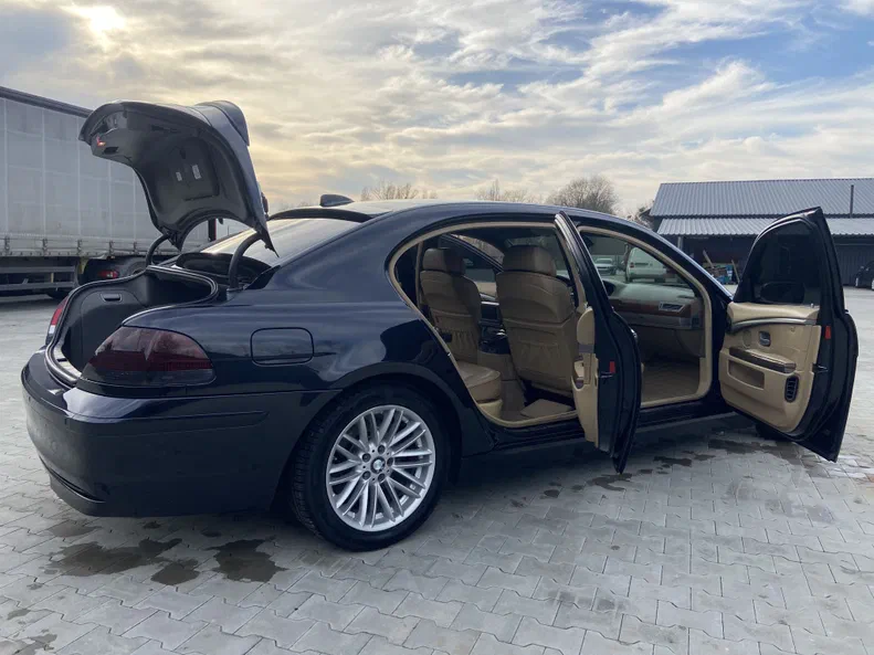 BMW 7 серія 2004 - 6