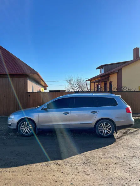 Volkswagen Passat 2005 - 5