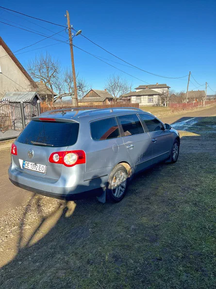 Volkswagen Passat 2005 - 8