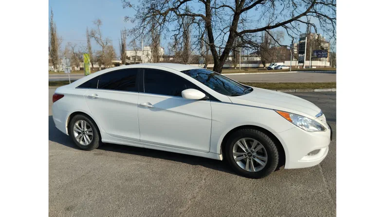 Hyundai Sonata 2013