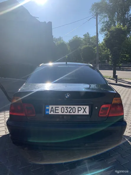 BMW 1-Series 2001