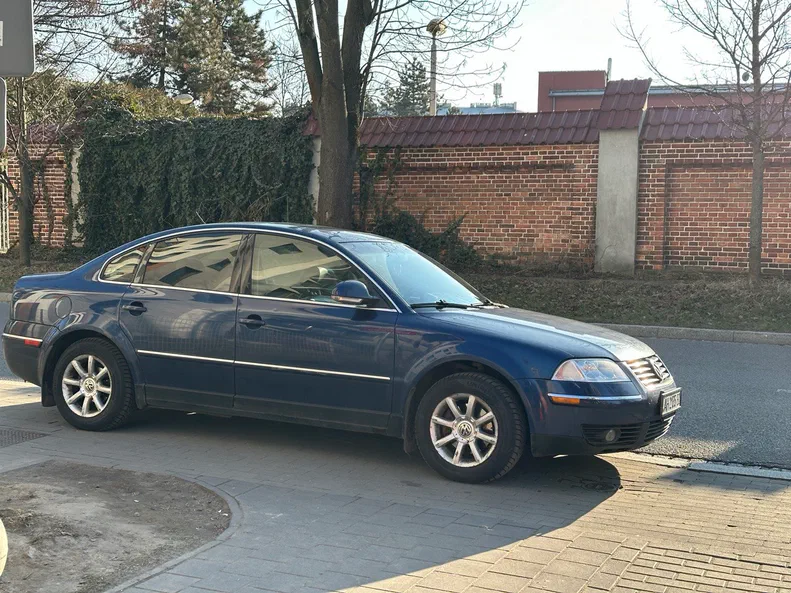 Volkswagen Passat 2004 - 6