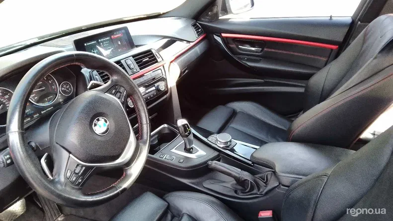 BMW 3 серія 2012 - 15