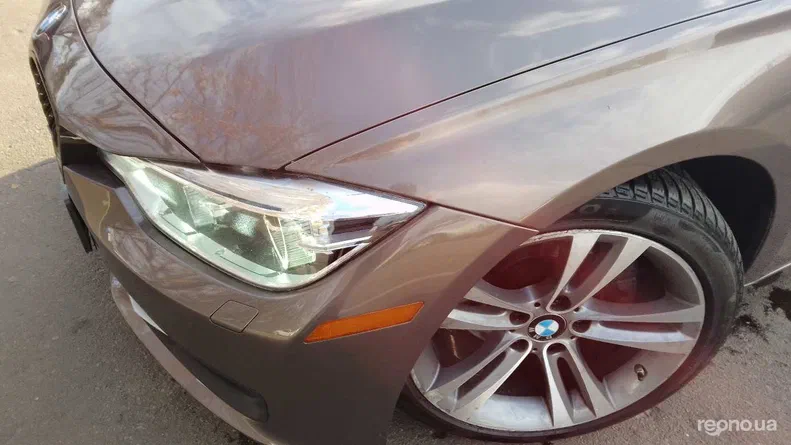 BMW 3 серія 2012 - 17