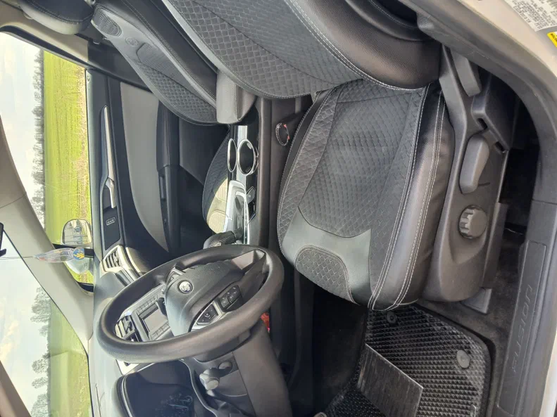 Ford Fusion 2013 - 8