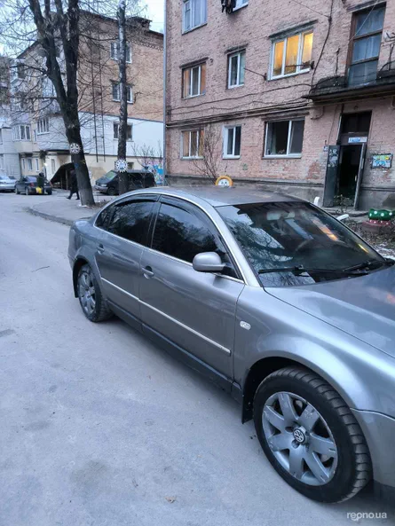 Volkswagen Passat 2003