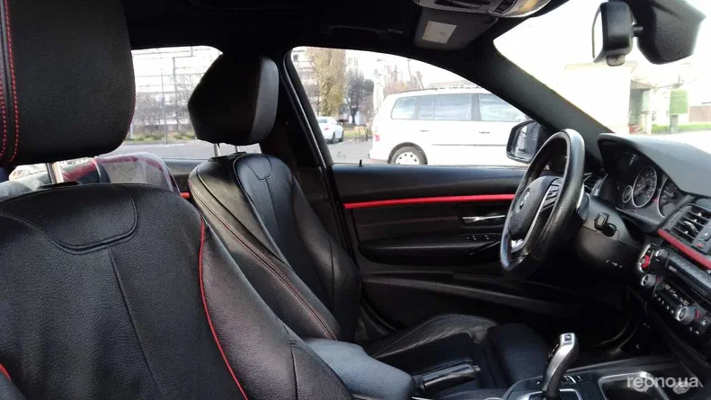 BMW 3 серія 2012 - 8